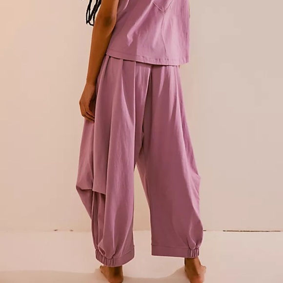 Free People Beach Women's Medium Tally Pants Harem Loose Drop Crotch Purple Lila - Picture 1 of 15